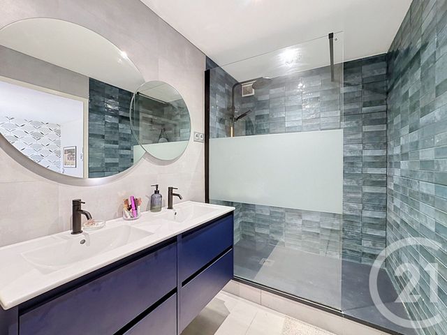 Appartement F5 &agrave; vendre - 5 pi&egrave;ces - 109,95 m2 - Caluire Et Cuire - 69 - RHONE-ALPES