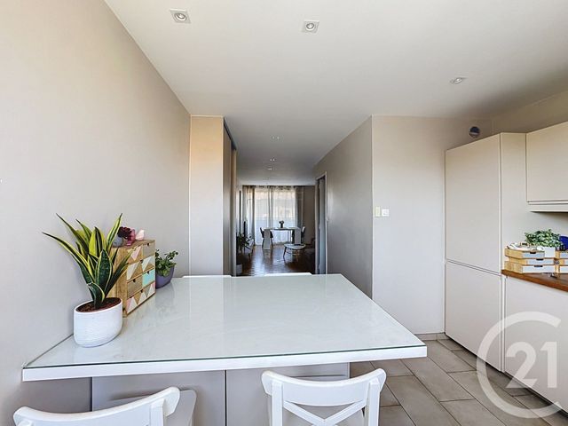 Appartement &agrave; vendre - 4 pi&egrave;ces - 73,56 m2 - Villeurbanne - 69 - RHONE-ALPES