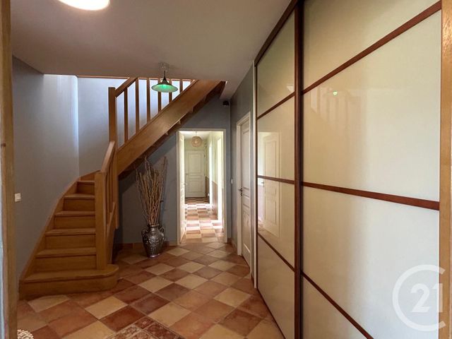 Maison à vendre - 6 pièces - 156 m2 - St Savin - 33 - AQUITAINE