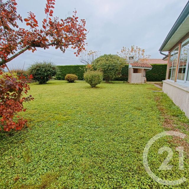Maison à vendre - 4 pièces - 126 m2 - St Caprais De Blaye - 33 - AQUITAINE
