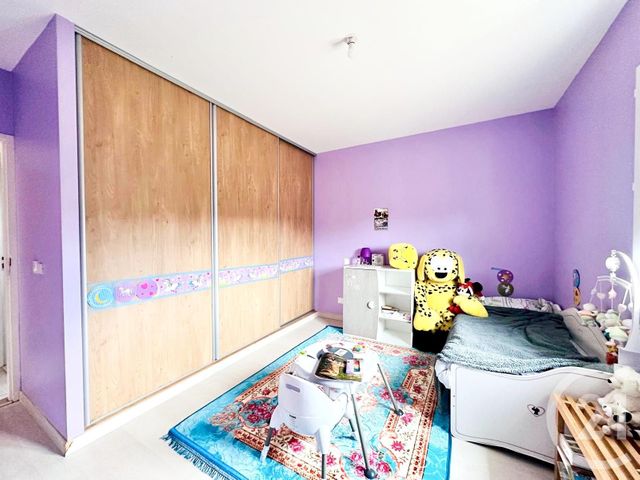 Maison à vendre - 5 pièces - 150 m2 - Cubzac Les Ponts - 33 - AQUITAINE