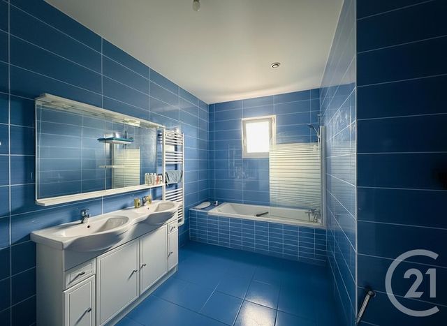 Maison à vendre - 5 pièces - 150 m2 - Cubzac Les Ponts - 33 - AQUITAINE