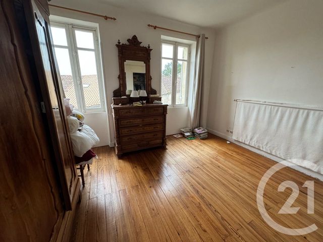 Maison à vendre - 7 pièces - 149,24 m2 - Cubnezais - 33 - AQUITAINE