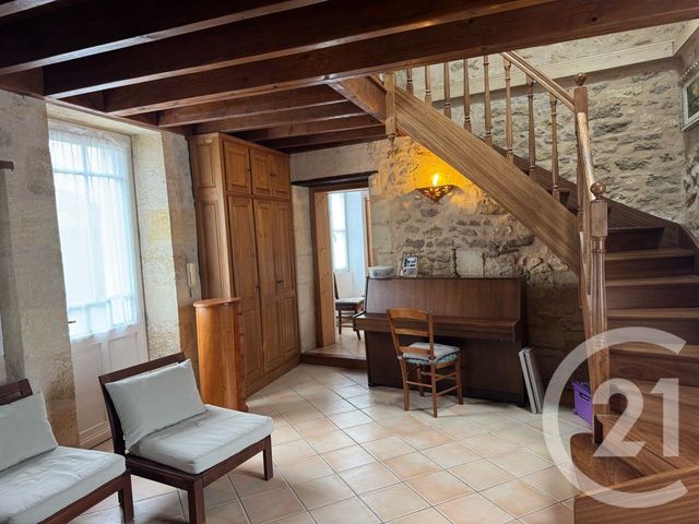 Maison à vendre - 7 pièces - 149,24 m2 - Cubnezais - 33 - AQUITAINE