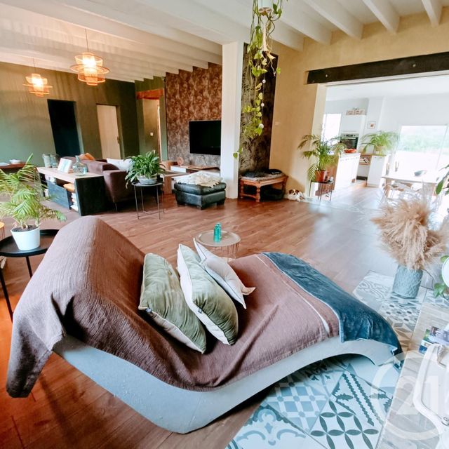 Maison à vendre - 8 pièces - 240 m2 - Galgon - 33 - AQUITAINE