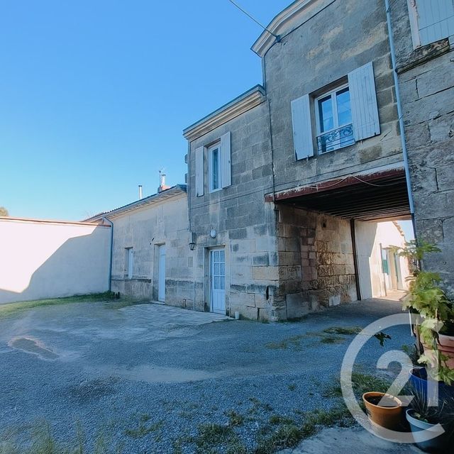 maison - PRIGNAC ET MARCAMPS - 33