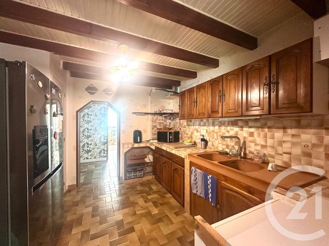 Maison à vendre - 5 pièces - 105,22 m2 - St Yzan De Soudiac - 33 - AQUITAINE