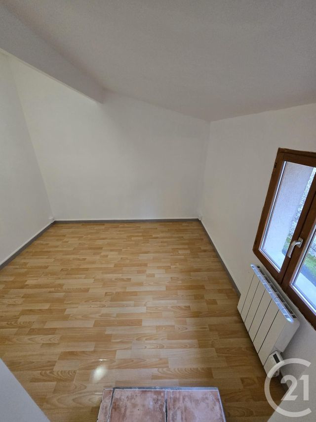 Appartement F4 à louer - 4 pièces - 75,30 m2 - St Philippe D Aiguille - 33 - AQUITAINE