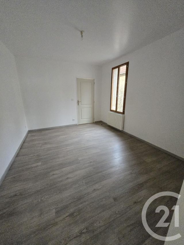 Appartement F4 à louer - 4 pièces - 75,30 m2 - St Philippe D Aiguille - 33 - AQUITAINE