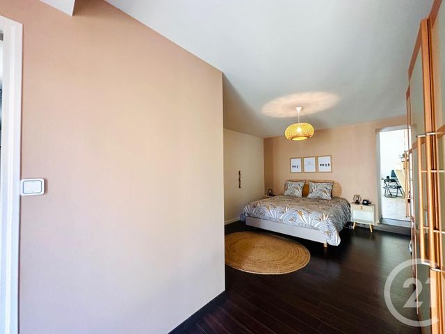 Maison à vendre - 6 pièces - 163 m2 - Bourg Sur Gironde - 33 - AQUITAINE