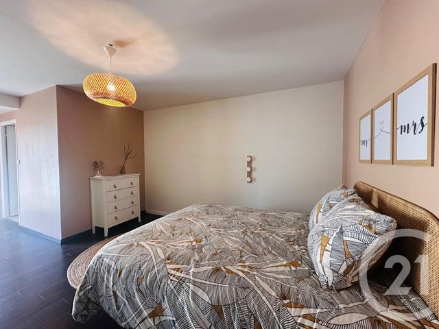 Maison à vendre - 6 pièces - 163 m2 - Bourg Sur Gironde - 33 - AQUITAINE