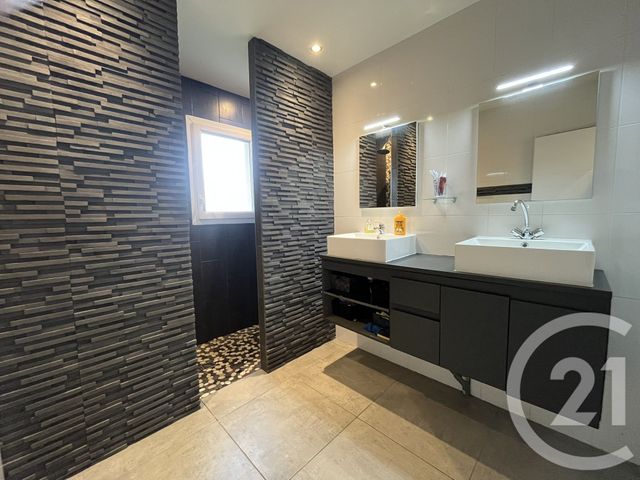 Maison à vendre - 4 pièces - 89,92 m2 - St Andre De Cubzac - 33 - AQUITAINE