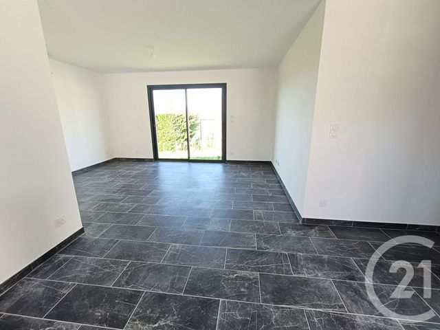 Maison &agrave; louer - 4 pi&egrave;ces - 82,70 m2 - Laruscade - 33 - AQUITAINE