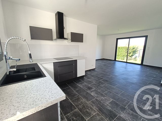 Maison &agrave; louer - 4 pi&egrave;ces - 82,70 m2 - Laruscade - 33 - AQUITAINE