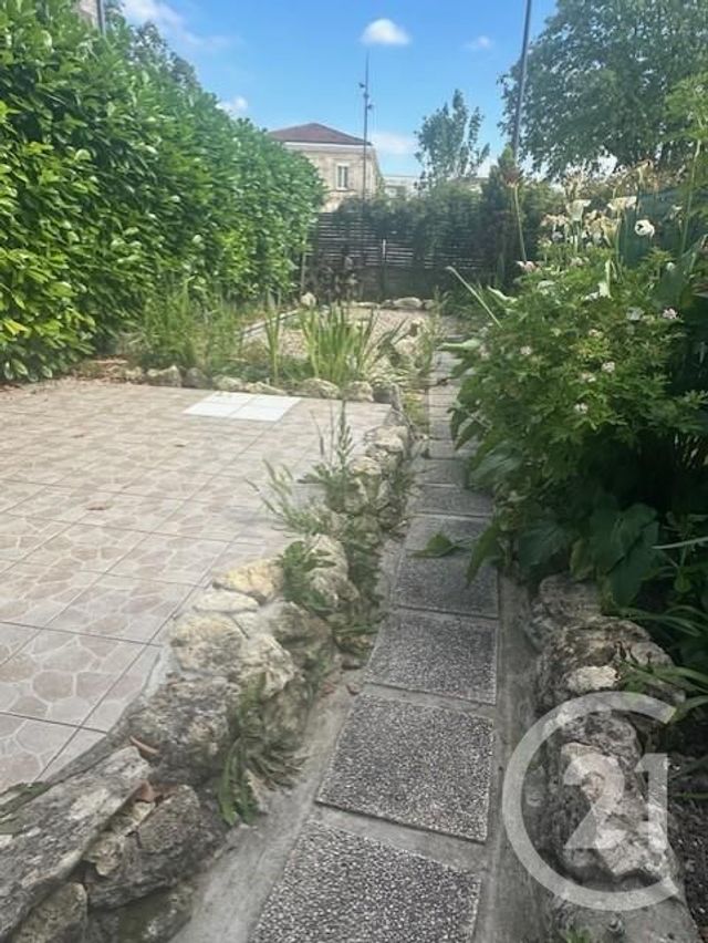 Maison à vendre - 3 pièces - 76 m2 - Ambares Et Lagrave - 33 - AQUITAINE