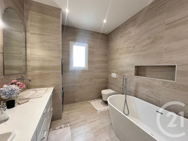 Maison &agrave; vendre - 4 pi&egrave;ces - 117 m2 - Cubzac Les Ponts - 33 - AQUITAINE