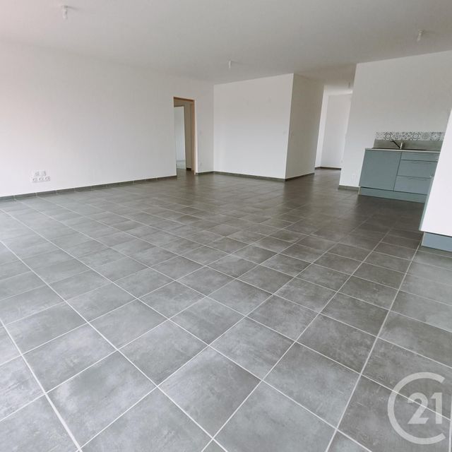 Maison &agrave; louer - 4 pi&egrave;ces - 105,01 m2 - Cubzac Les Ponts - 33 - AQUITAINE