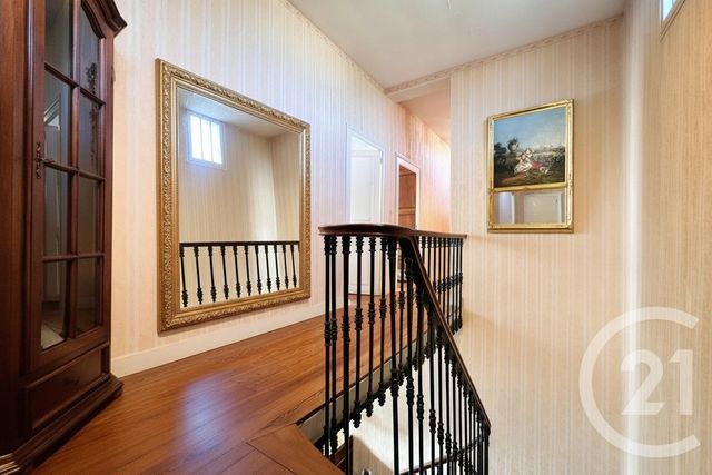 Maison &agrave; vendre - 7 pi&egrave;ces - 280 m2 - St Andre De Cubzac - 33 - AQUITAINE