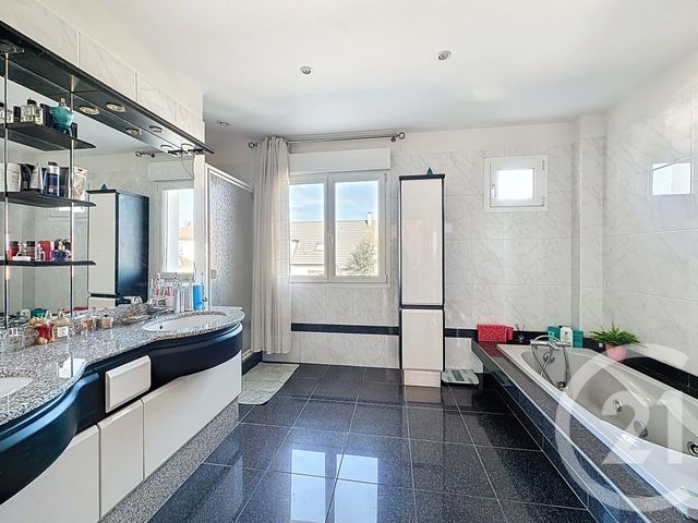 Maison &agrave; vendre - 7 pi&egrave;ces - 230 m2 - Saulxures Les Nancy - 54 - LORRAINE