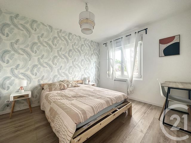 Appartement F5 à louer - 5 pièces - 71,25 m2 - Vandoeuvre Les Nancy - 54 - LORRAINE