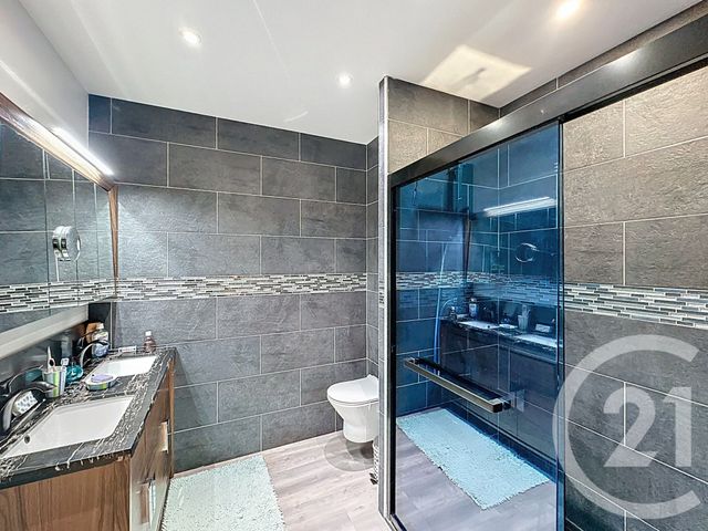 Appartement F6 à vendre - 6 pièces - 118,30 m2 - Vandoeuvre Les Nancy - 54 - LORRAINE