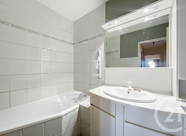 Appartement F4 à vendre - 4 pièces - 68,65 m2 - Nancy - 54 - LORRAINE