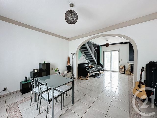 Maison &agrave; louer - 6 pi&egrave;ces - 135 m2 - Tomblaine - 54 - LORRAINE