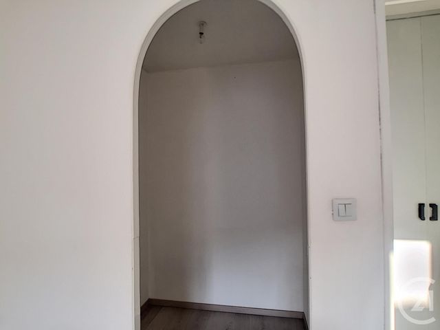 Appartement F2 &agrave; louer - 2 pi&egrave;ces - 45,17 m2 - Villers Les Nancy - 54 - LORRAINE
