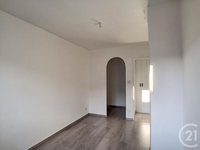 Appartement F2 &agrave; louer - 2 pi&egrave;ces - 45,17 m2 - Villers Les Nancy - 54 - LORRAINE