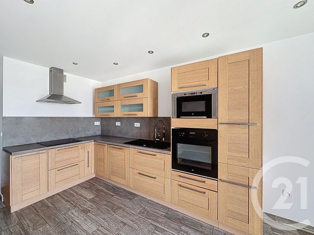 Appartement F4 &agrave; louer - 4 pi&egrave;ces - 82,50 m2 - Vandoeuvre Les Nancy - 54 - LORRAINE