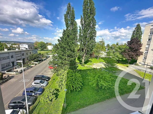 Appartement F4 &agrave; louer - 4 pi&egrave;ces - 82,50 m2 - Vandoeuvre Les Nancy - 54 - LORRAINE