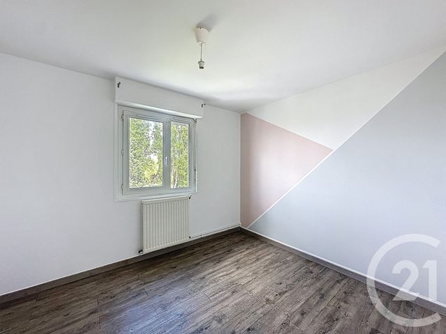 Appartement F4 &agrave; louer - 4 pi&egrave;ces - 82,50 m2 - Vandoeuvre Les Nancy - 54 - LORRAINE