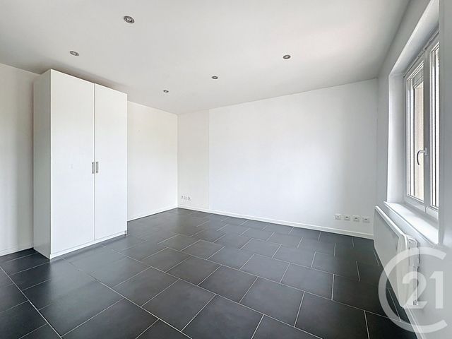 Appartement Studio &agrave; louer - 1 pi&egrave;ce - 24,45 m2 - Tomblaine - 54 - LORRAINE