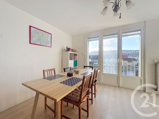 Appartement F3 &agrave; louer - 3 pi&egrave;ces - 57,66 m2 - Neuves Maisons - 54 - LORRAINE