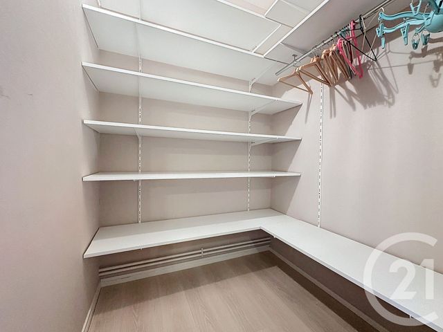 Appartement F3 &agrave; louer - 3 pi&egrave;ces - 57,66 m2 - Neuves Maisons - 54 - LORRAINE