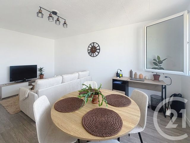 Appartement F2 &agrave; louer - 2 pi&egrave;ces - 46,50 m2 - Vandoeuvre Les Nancy - 54 - LORRAINE