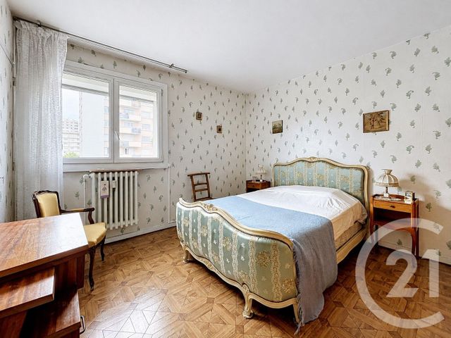 Appartement F3 &agrave; vendre - 3 pi&egrave;ces - 70,67 m2 - Vandoeuvre Les Nancy - 54 - LORRAINE