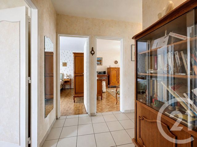 Appartement F3 &agrave; vendre - 3 pi&egrave;ces - 70,67 m2 - Vandoeuvre Les Nancy - 54 - LORRAINE