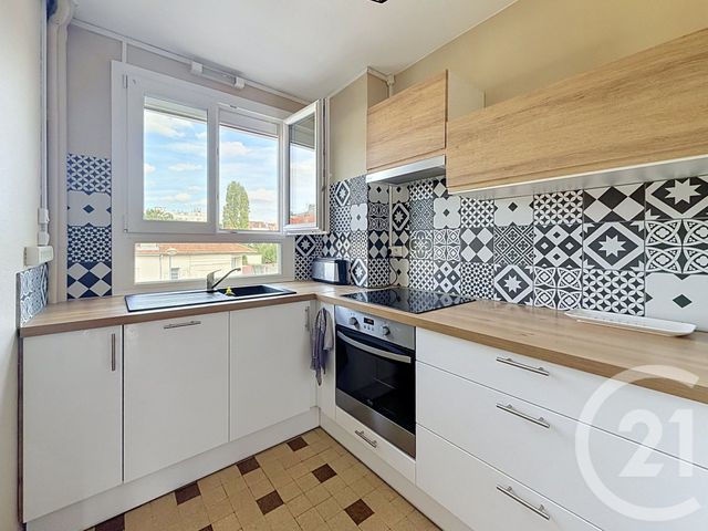 Appartement F3 &agrave; louer - 3 pi&egrave;ces - 52,50 m2 - Villers Les Nancy - 54 - LORRAINE