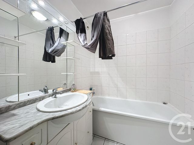 Appartement F1 &agrave; louer - 1 pi&egrave;ce - 37,58 m2 - Villers Les Nancy - 54 - LORRAINE