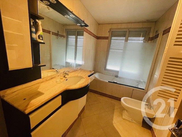 Maison à vendre - 6 pièces - 196 m2 - Bonneuil Les Eaux - 60 - PICARDIE