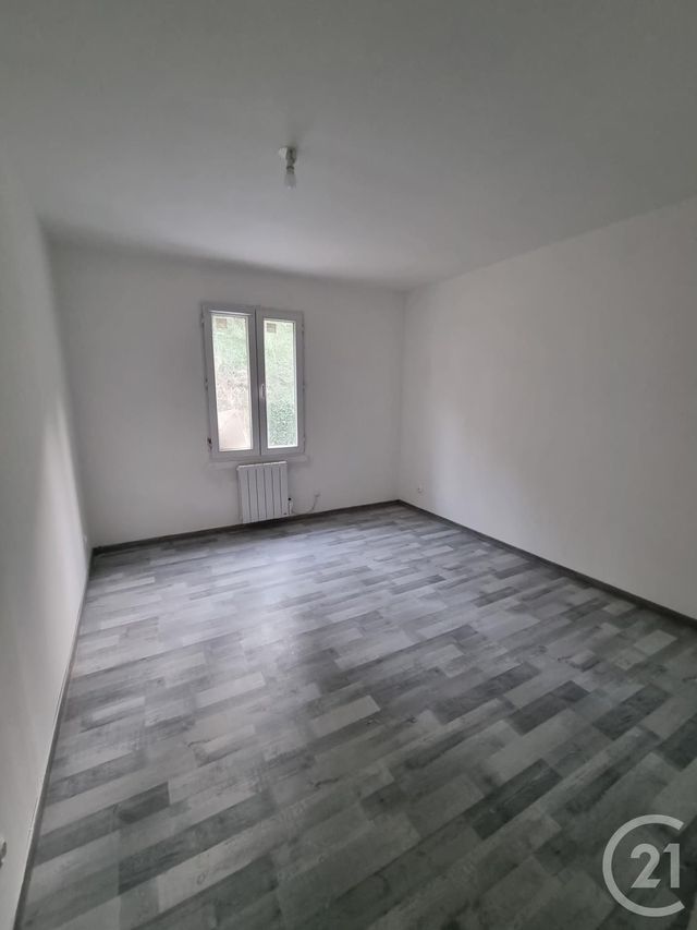 Appartement F4 &agrave; louer - 4 pi&egrave;ces - 84,38 m2 - Montdidier - 80 - PICARDIE