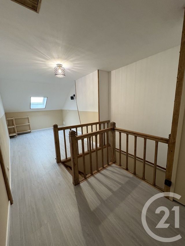 Maison &agrave; louer - 3 pi&egrave;ces - 63,50 m2 - Montdidier - 80 - PICARDIE