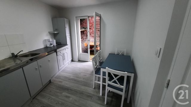 Appartement Studio &agrave; louer - 1 pi&egrave;ce - 26 m2 - Montdidier - 80 - PICARDIE