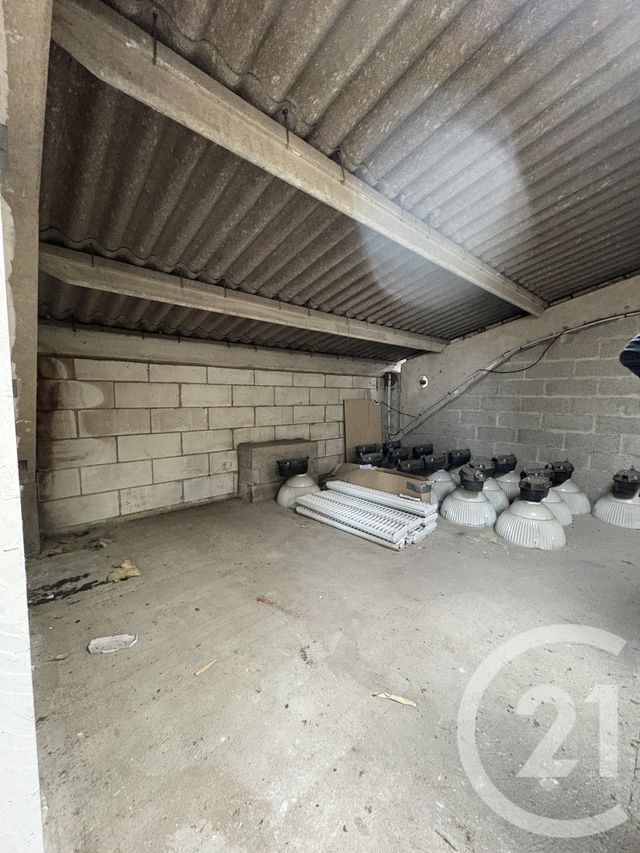 Local commercial à louer - 1500.0 m2 - 80 - Somme