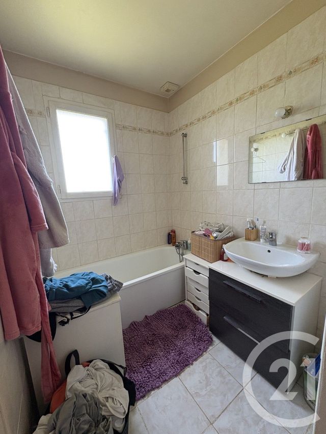 Maison &agrave; louer - 3 pi&egrave;ces - 58,67 m2 - Montdidier - 80 - PICARDIE