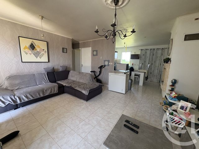 Maison &agrave; louer - 3 pi&egrave;ces - 58,67 m2 - Montdidier - 80 - PICARDIE