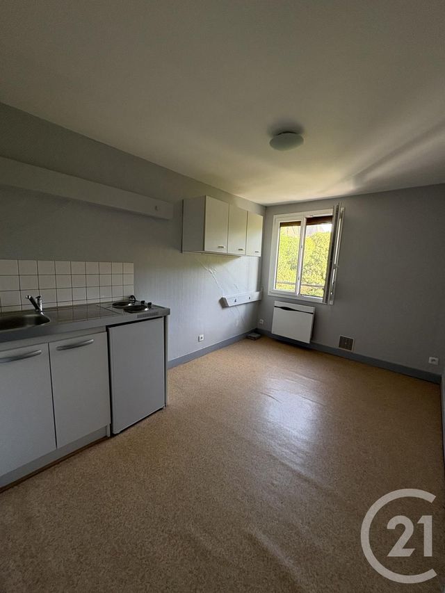Appartement F1 &agrave; louer - 2 pi&egrave;ces - 26,19 m2 - Montdidier - 80 - PICARDIE
