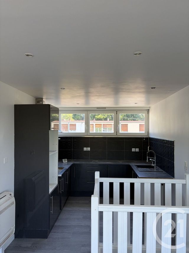 Maison &agrave; louer - 4 pi&egrave;ces - 100 m2 - Homecourt - 54 - LORRAINE