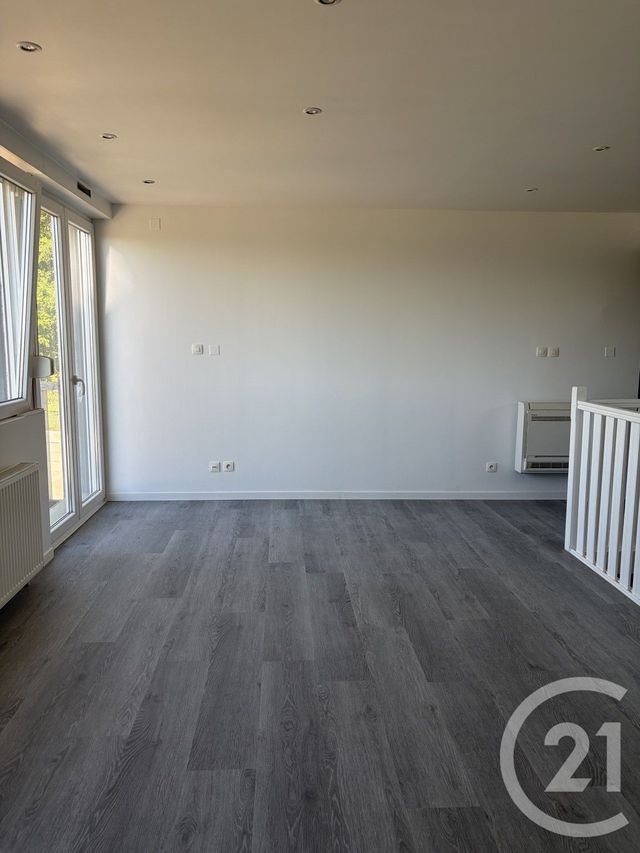 Maison &agrave; louer - 4 pi&egrave;ces - 100 m2 - Homecourt - 54 - LORRAINE